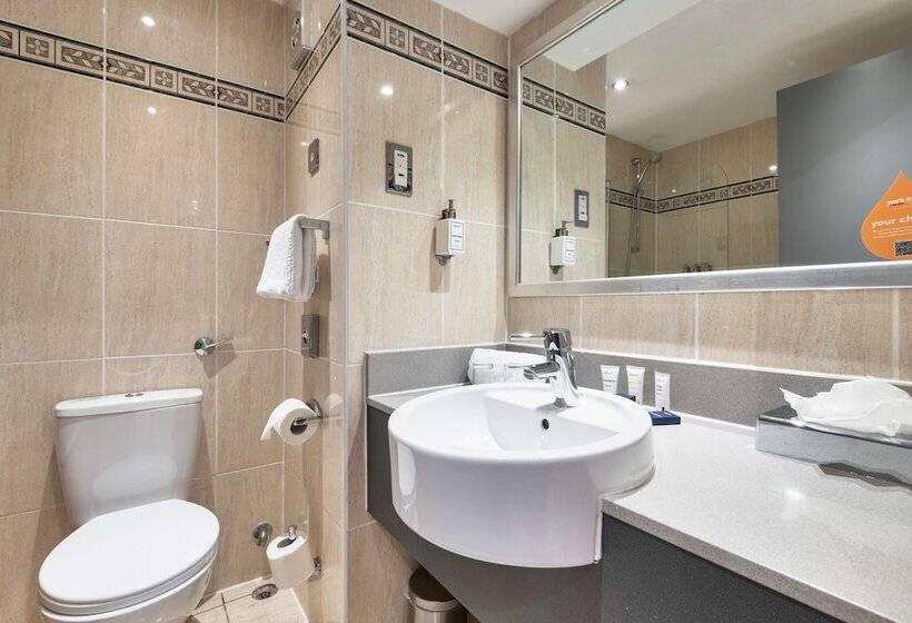 ファミリールーム, Park Inn By Radisson Cardiff City Centre