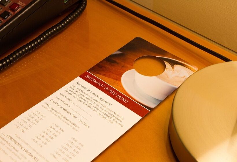 ２ダブルベッドのスタンダードルーム, Pinnacle Hotel Harbourfront