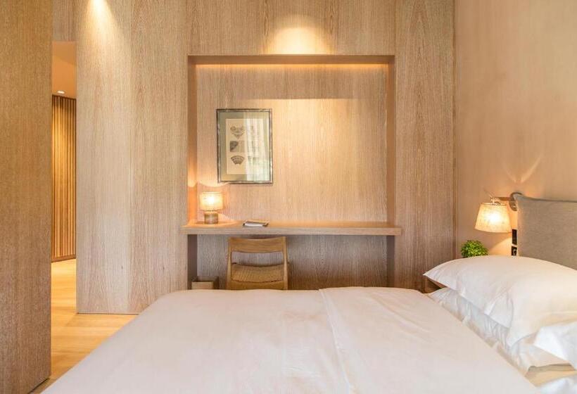 Family Suite, The Margi