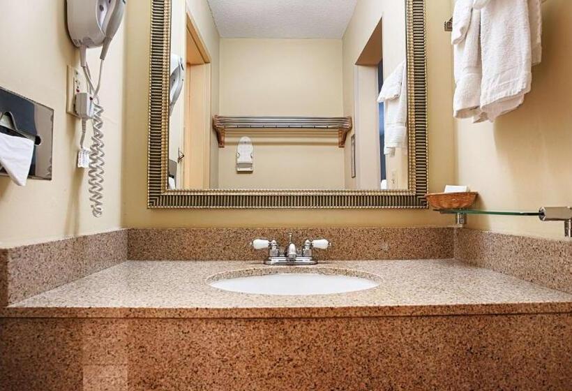 キングサイズベッドのデラックスルーム, Best Western West Greenwich Inn