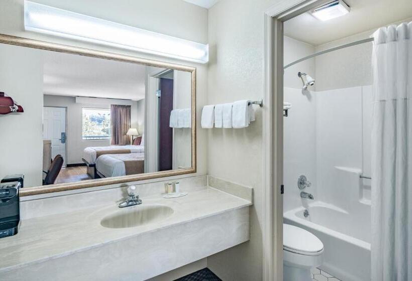 חדר סטנדרט, Days Inn By Wyndham Macon I475
