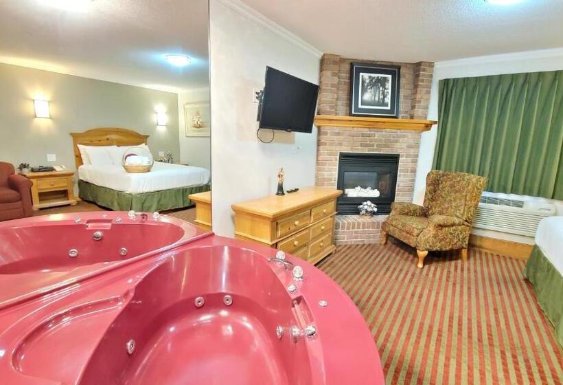 Номер Стандарт с Гидромассажем, Knights Inn Colonial Fireside Inn