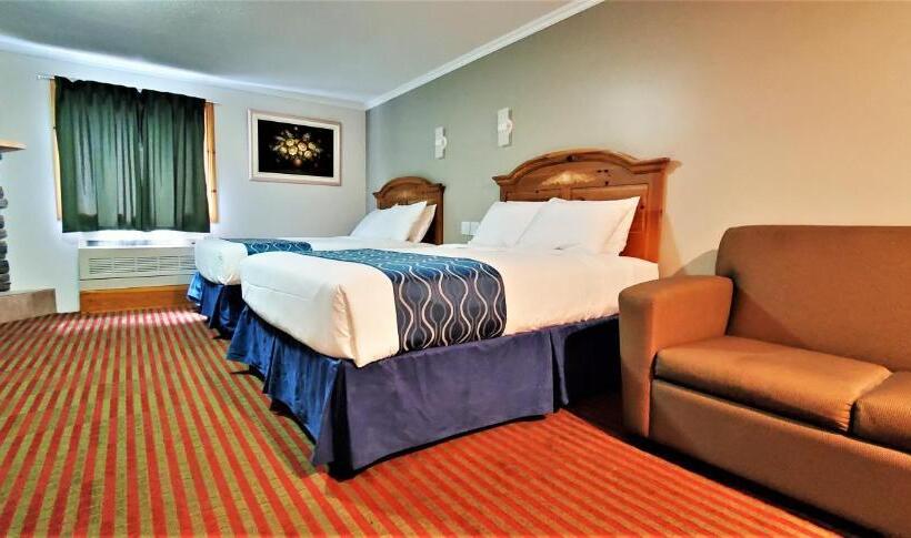 Family Suite, Knights Inn Colonial Fireside Inn