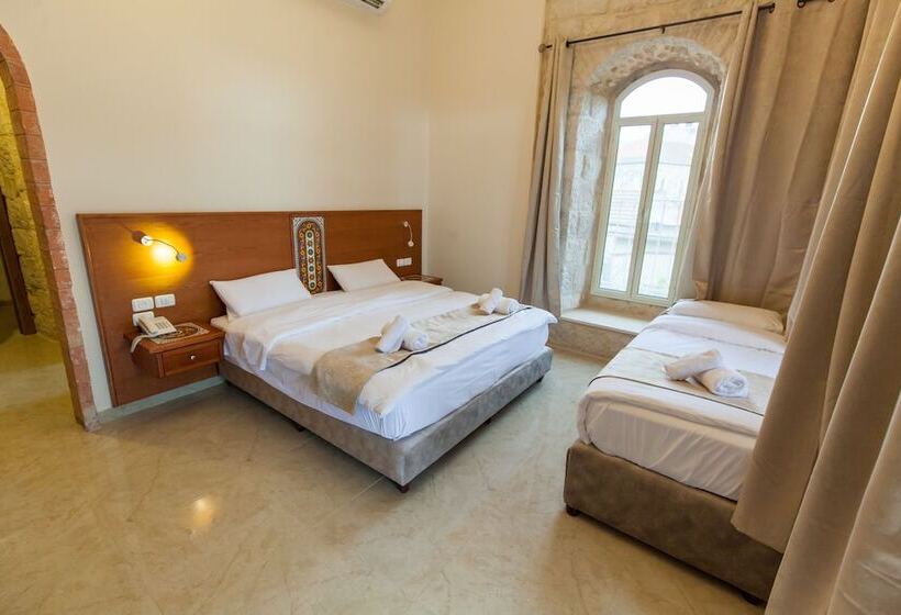 Standard Triple Room, Azzahra Boutique Hotel & Restaurant   Jerusalem
