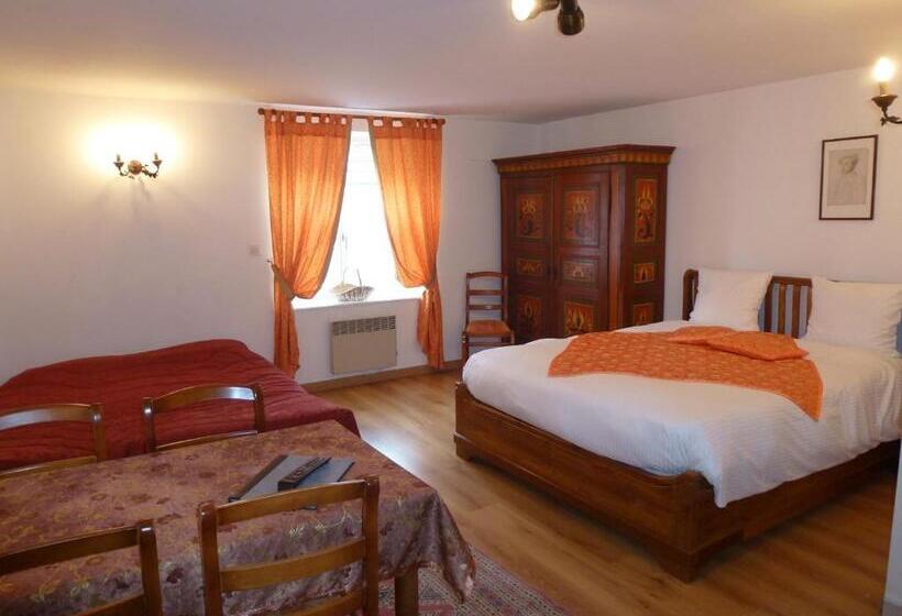 Студия Стандарт, La Cour Du Bailli Suites & Spa