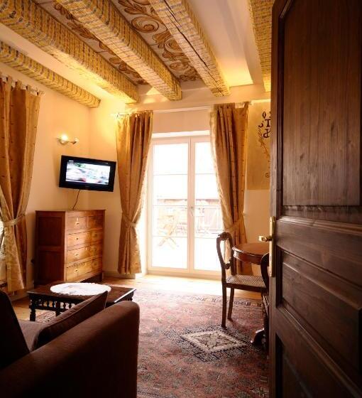 Люкс Повышенной Комфортности, La Cour Du Bailli Suites & Spa