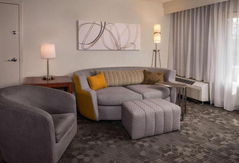Люкс, Sonesta Select Greenbelt College Park