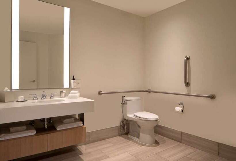 Quarto Estandar com Vistas, The Starling Atlanta Midtown, Curio Collection By Hilton