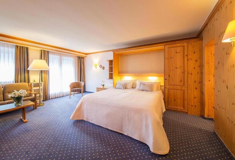 Номер Deluxe с Видом, Europa Suites St Moritz