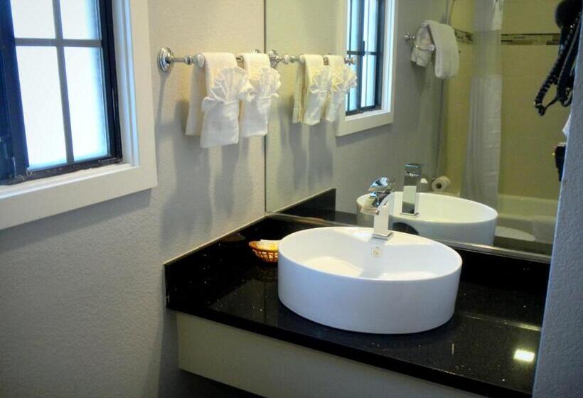 스탠다드 룸, Fairbridge Inn & Suites Gateway To Yosemite