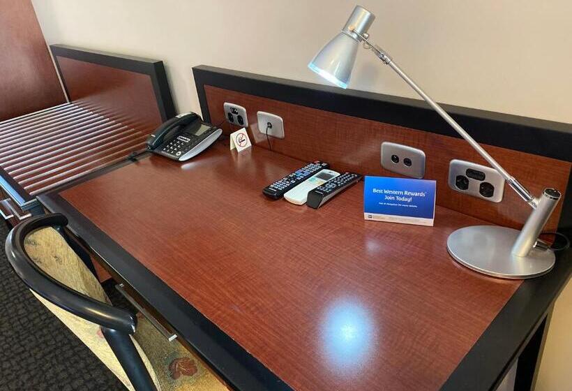 Семейный Номер Deluxe, Best Western Plus All Settlers Motor Inn