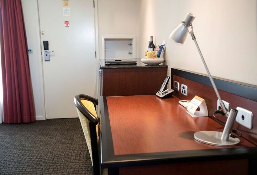 Номер Deluxe, Best Western Plus All Settlers Motor Inn