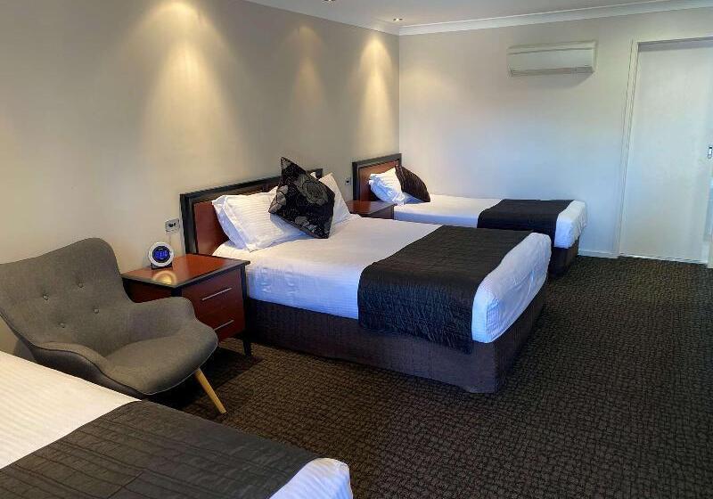 Семейный Номер Deluxe, Best Western Plus All Settlers Motor Inn