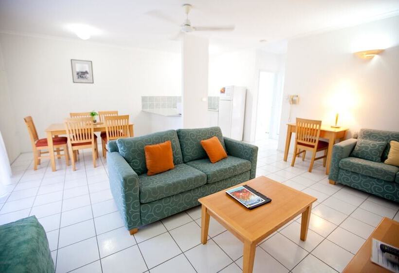 Family Suite, Trinity Beach Pacific