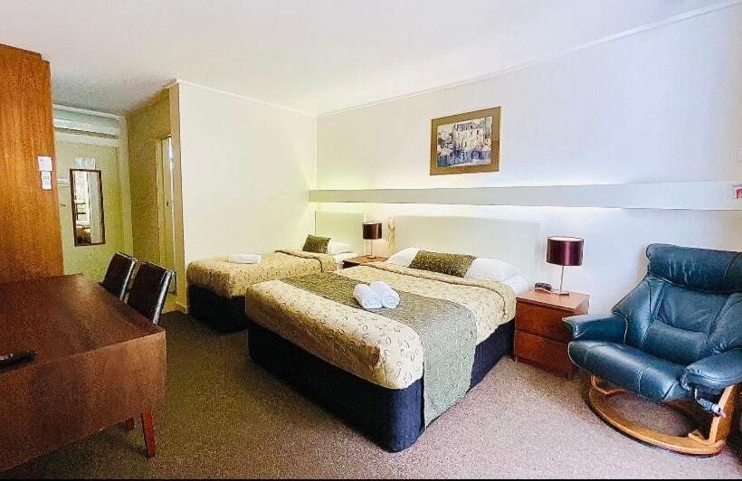 Номер Стандарт, Connells Motel & Serviced Apartments