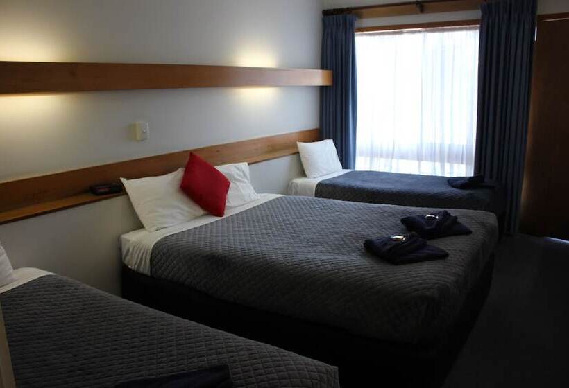 Семейный Номер, Glynlea Motel