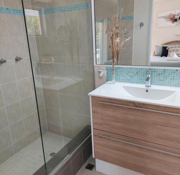 Апартаменты Superior 1 Спальня, Golden Sands Beachfront Resort