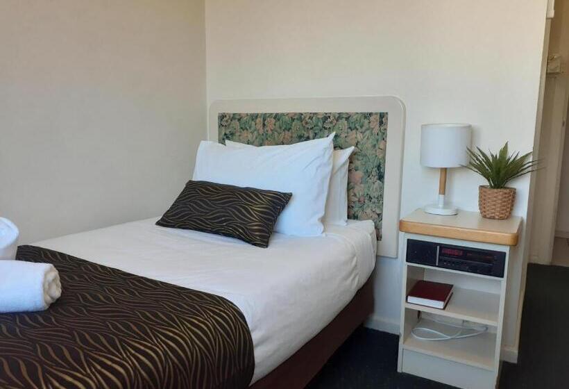 이코노미 싱글 룸, Crest Motor Inn