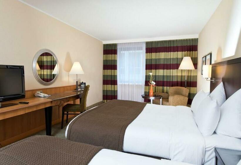 اتاق خانوادگی, Wyndham Grand Salzburg Conference Centre