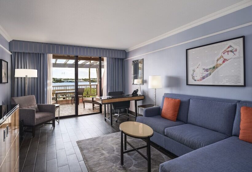 可观景的套房, Hamilton Princess & Beach Club  A Fairmont Managed