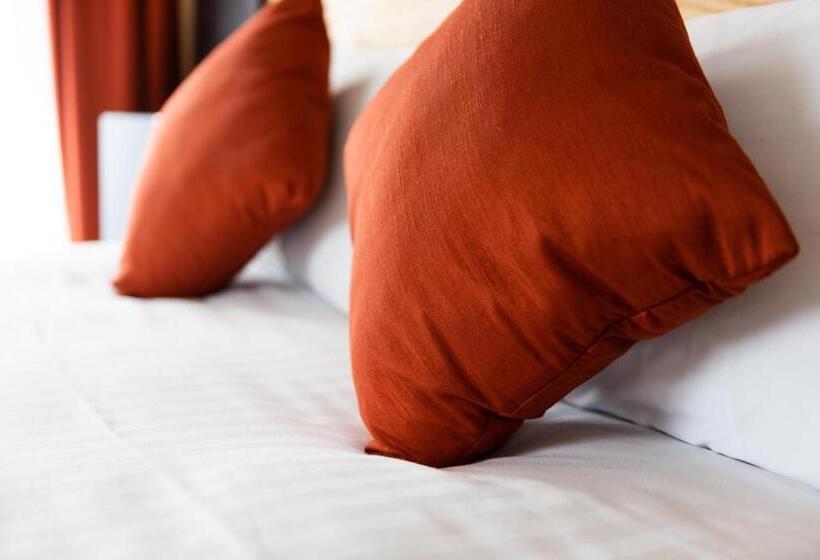 Номер Стандарт, Dragonfly Hotel King's Lynn