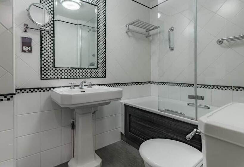 Номер Superior Вид на Море, Grand Jersey Hotel And Spa