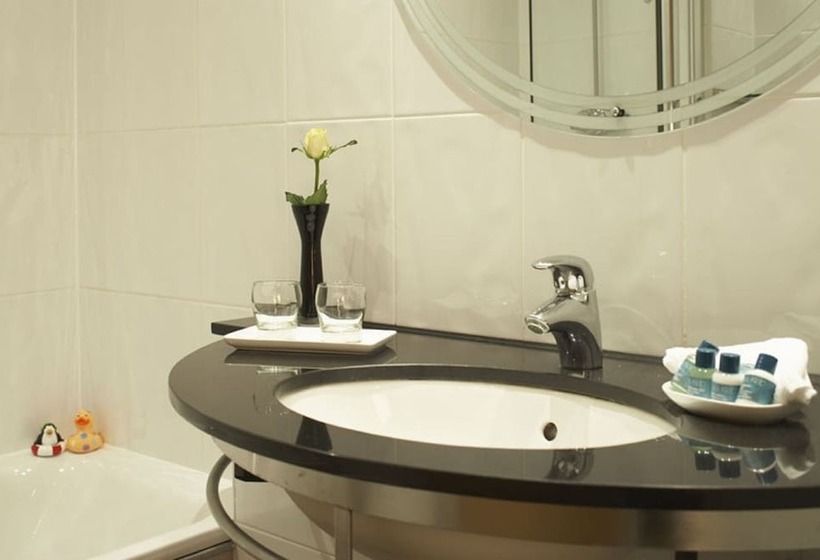 Номер Стандарт, The Bull Hotel; Sure Hotel Collection By Best Western