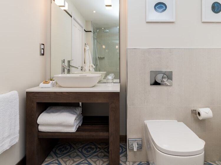 Superior Kamer met Uitzicht op Zee, The Perle Oban Hotel & Spa