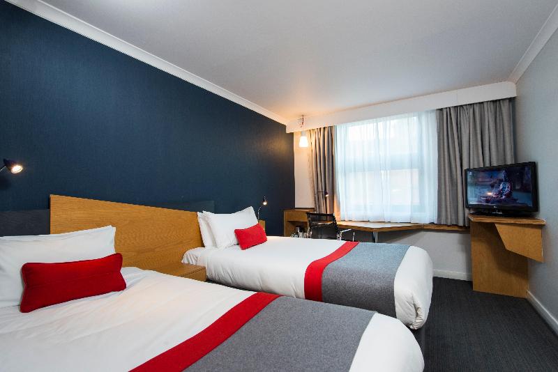 Номер Стандарт Адаптированный для Инвалидов, Holiday Inn Express Warwick   Stratford Upon Avon, An Ihg