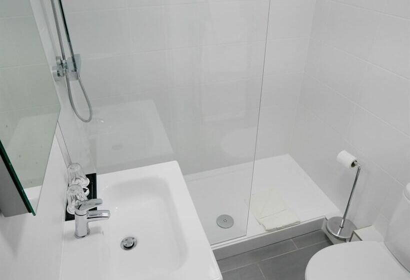 Quarto standard, Norton House Hotel   Mumbles