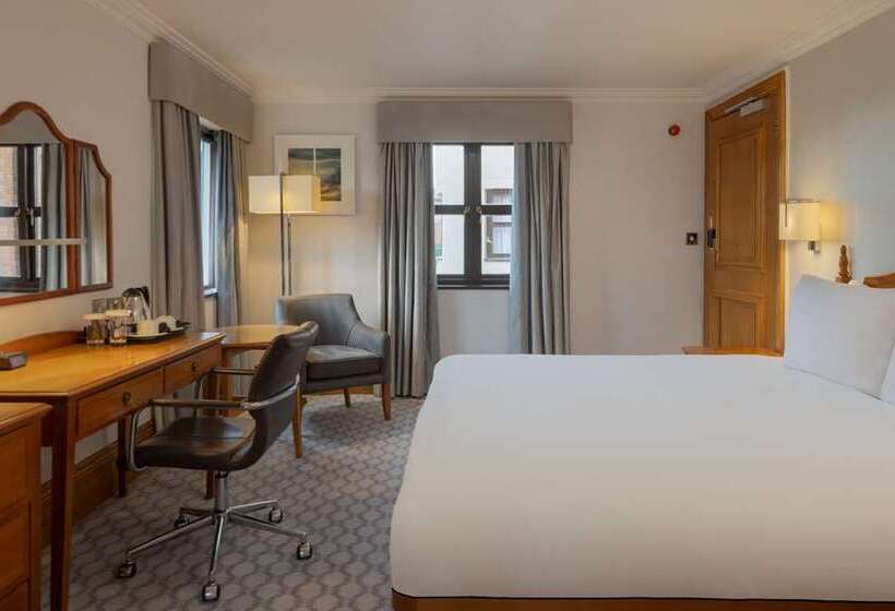 Номер Стандарт, Hilton Puckrup Hall Hotel & Golf Club, Tewkesbury