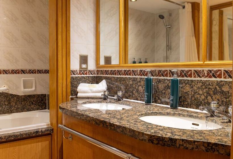 Люкс, Hilton Puckrup Hall Hotel & Golf Club, Tewkesbury