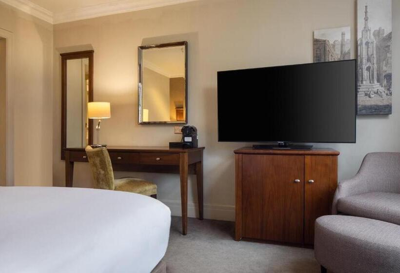 Номер Стандарт, Mercure Winchester Wessex