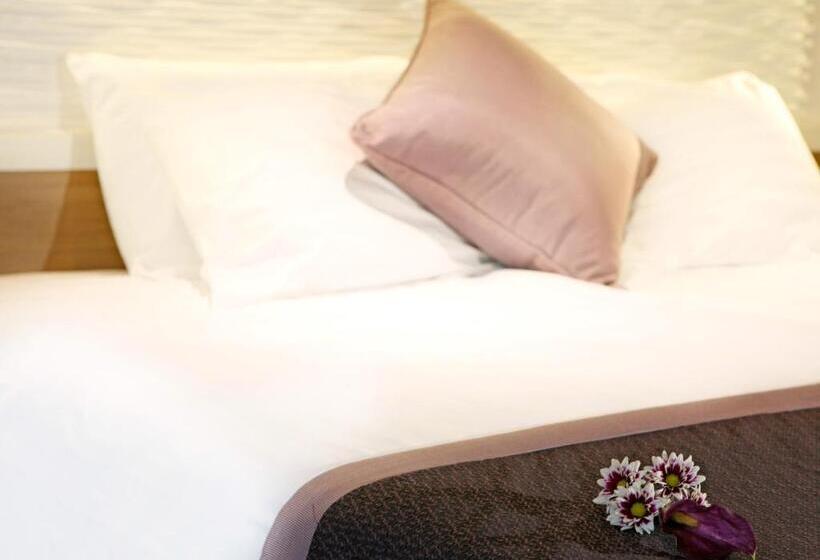 스탠다드 도시전망 룸, Crowne Plaza Limassol, An Ihg