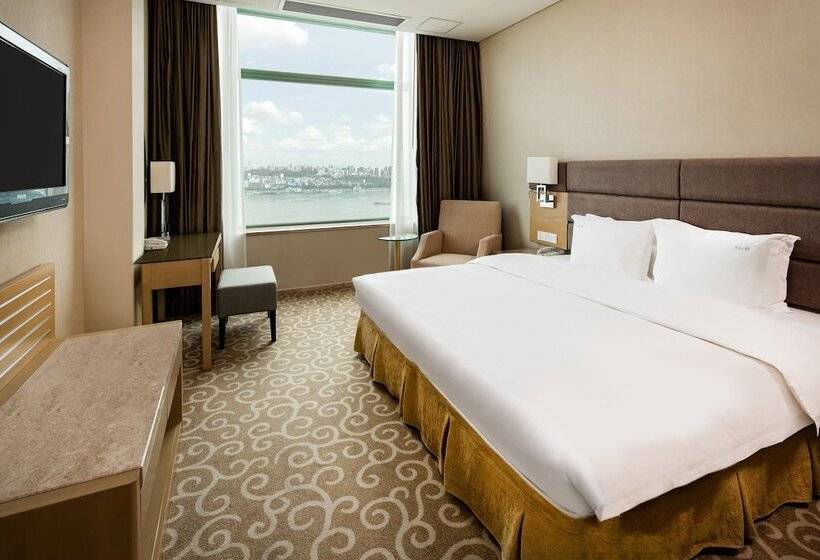 프리미엄 룸, Holiday Inn Wuhan Riverside, An Ihg