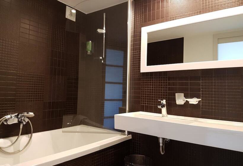 Номер Superior Вид на Море с Балконом, Best Western Hotel Alcyon