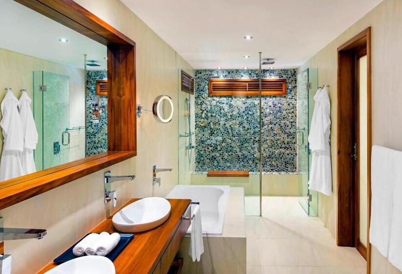 Студио Базик, The Westin Fiji Golf Resort & Spa