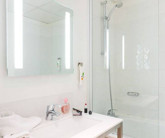 Номер Стандарт, Matabi Hotel Toulouse Gare By Happyculture