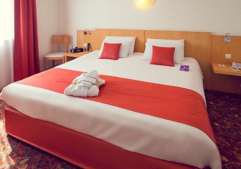 Номер Классика Двуспальная Кровать, Mercure Tours Sud