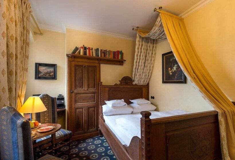 Номер Basic, Burghotel Auf Schönburg