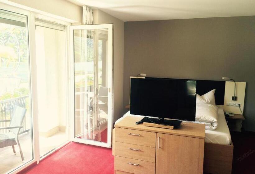 Номер Deluxe, Rheinhotel Lamm