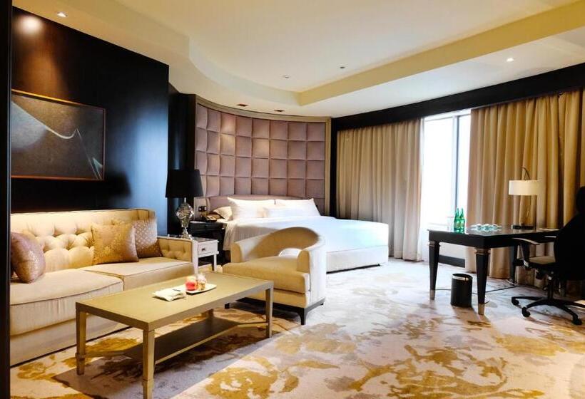 Студио Executive, Ayana Midplaza Jakarta