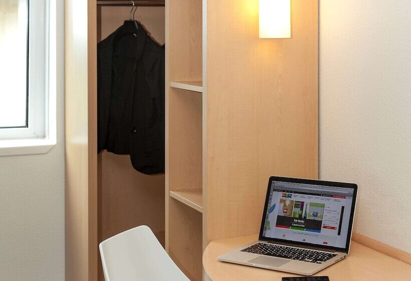 Номер Стандарт, Ibis Dublin
