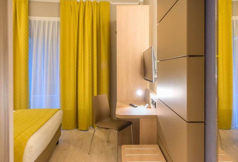 スタンダード４人部屋, Cardano Hotel Malpensa