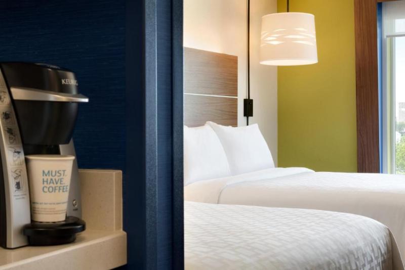 适合残疾人士使用的套间, Holiday Inn Express & Suites   La Grange, An Ihg