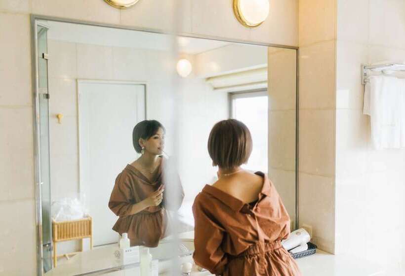 Люкс, Hakata Excel Hotel Tokyu