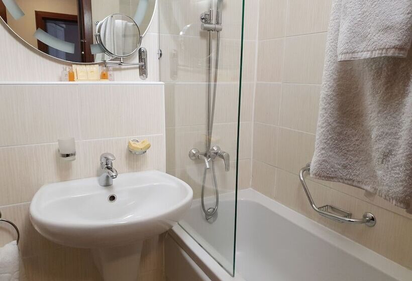 Habitación Estándar, Kazakhstan