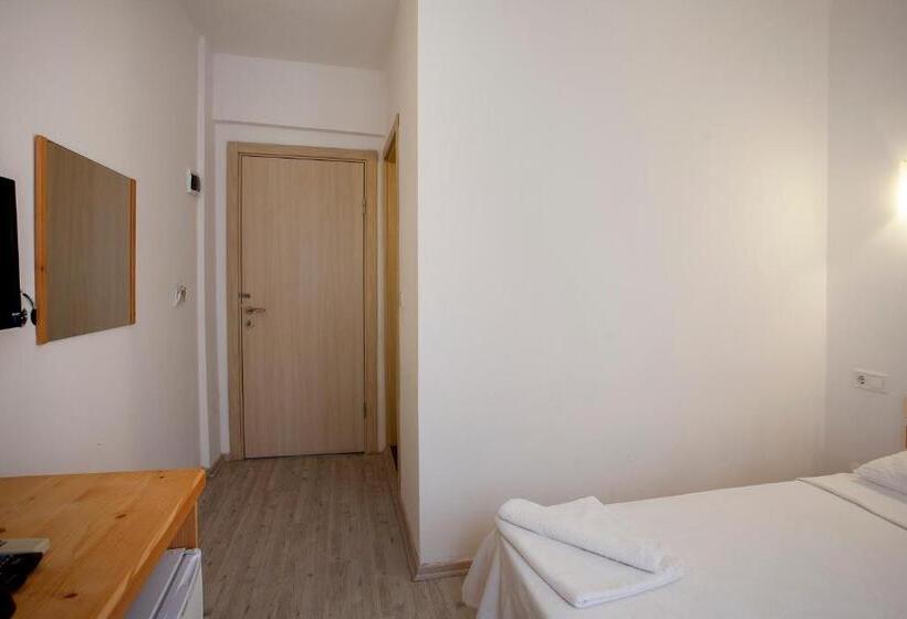 Номер Стандарт, Zephyros City Otel