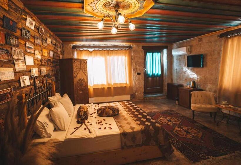 Номер Superior Кровать Кинг, çavuşin Cave House Cappadocia