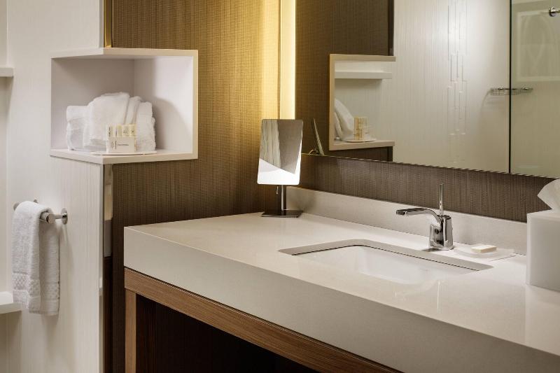 اتاق سوپریور با تخت بزرگ, U  Homehotel Nakhonpanom
